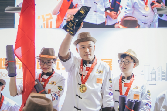 王森教育朋福东世界面包王加冕，中国烘焙占领国际舞台！