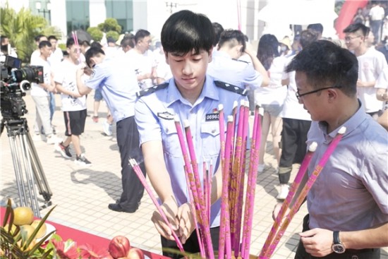云圖片
