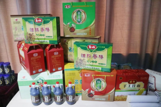 云图片