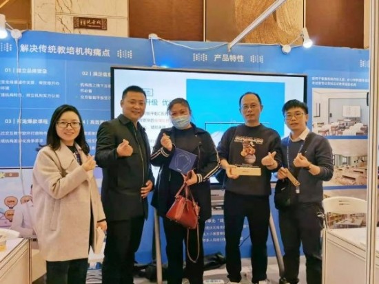 云图片