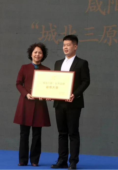 云图片