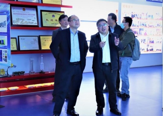 云图片