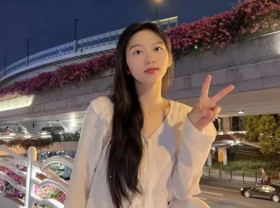 云图片