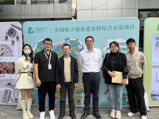 云图片