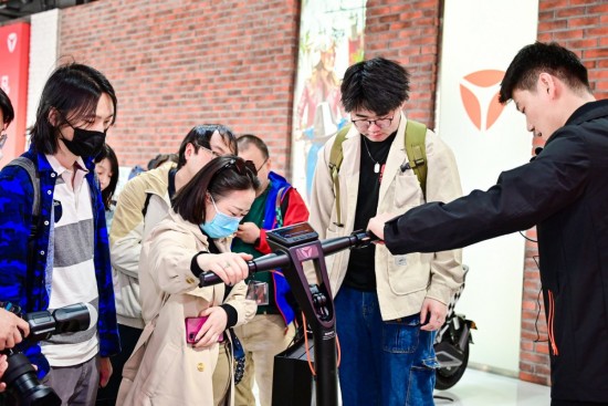 云图片