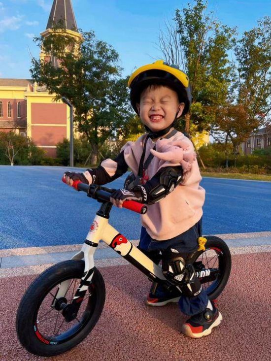 云图片