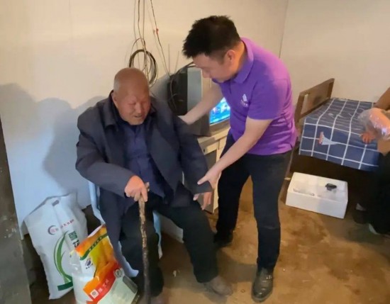 云图片
