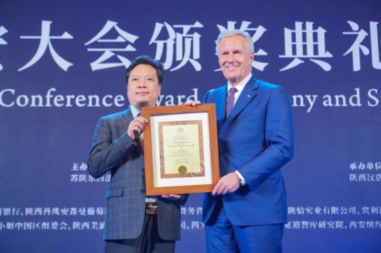 云图片