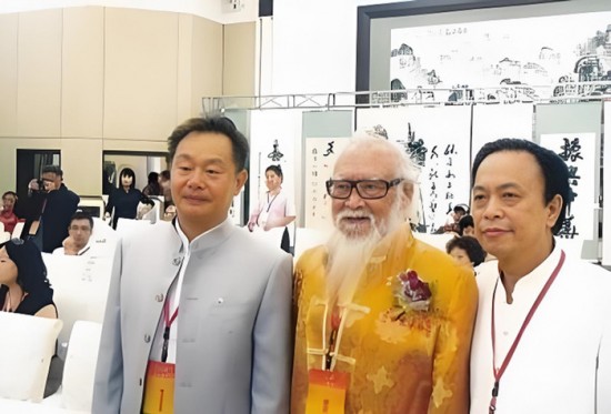 云图片