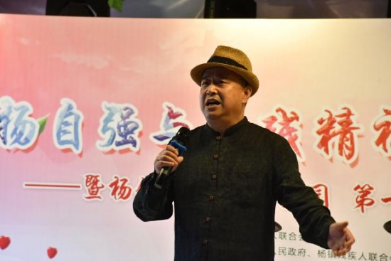 云图片