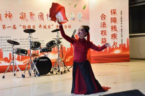 云图片